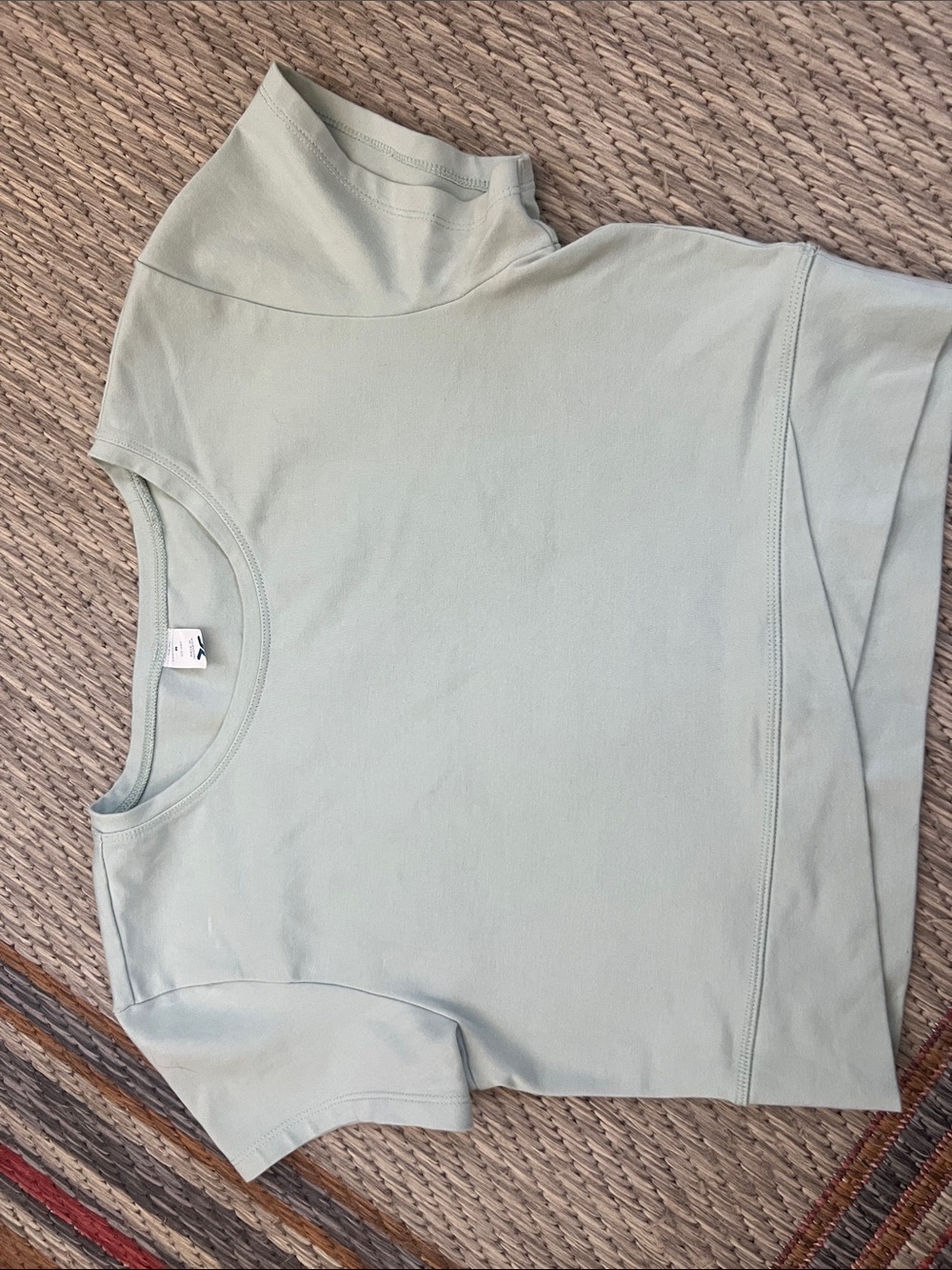 Old Navy Light Sage Short Sleeve Cotton Athletic Tee, size M